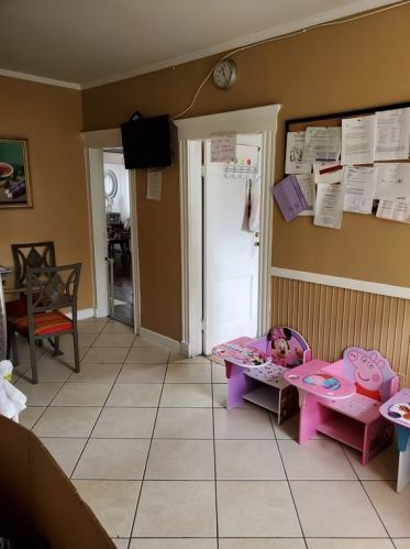 2 Avon St, Lawrence MA 01841-2632 exterior