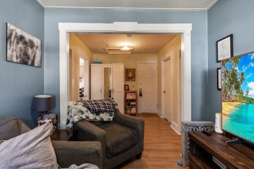 32 Warner St, Gloucester MA 01930-2841 exterior