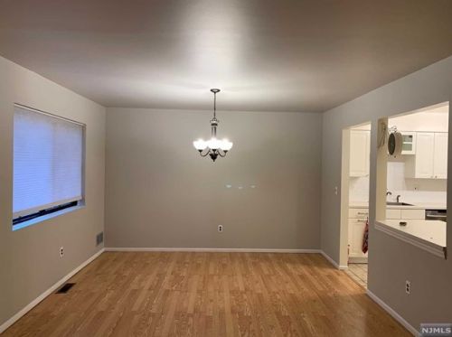 70 Linwood Ave, Cresskill NJ  07626-2104 exterior