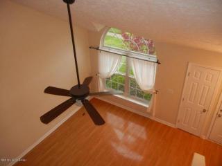 10407 Mimosa View Ct, Louisville KY  40299-5816 exterior