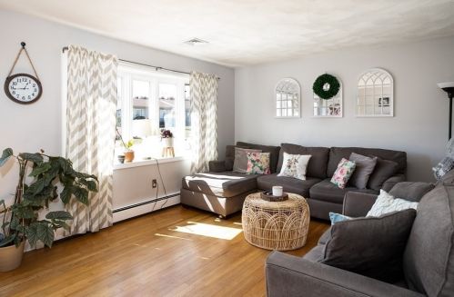 38 Clearview Ave, Fall River MA 02726-4801 exterior