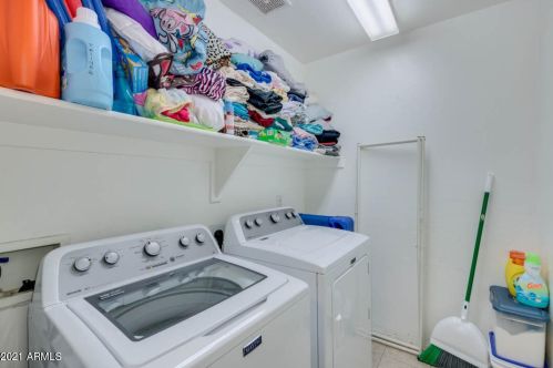 7412 37 Dr, Phoenix AZ 85053-2808 exterior