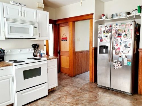 47 Sterling St, Worcester MA 01610-2146 exterior