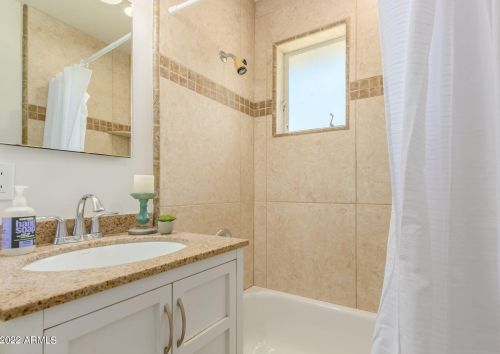 423 El Camino Dr, Phoenix AZ 85051-9121 exterior