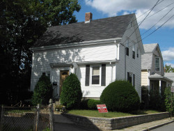 19 Cottage Pl, Newton, MA 02465-1525