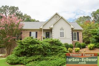 136 Russet Hill Dr, Birmingham, AL 35244-4223