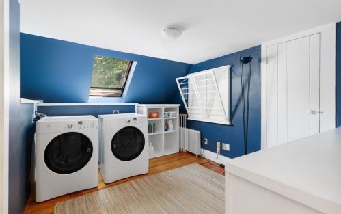 10 Summer St, Hingham MA 02043-2219 exterior