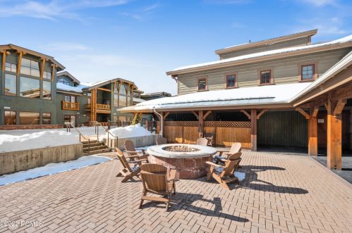2900 Deer Valley Dr, Park City UT  exterior
