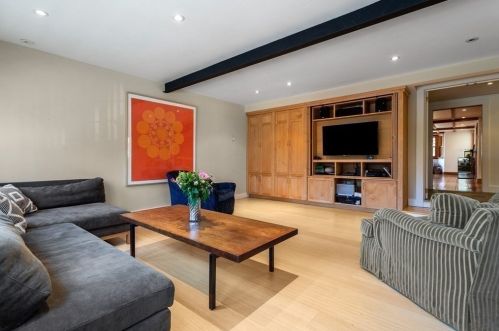 34 Temple St, Newton, MA 02465-2418