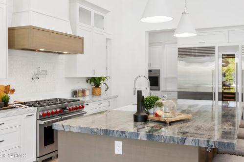 222 Belmont Ave, Phoenix AZ  85021-7229 exterior