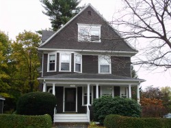 208 Woodward St, Newton, MA 02468-2006