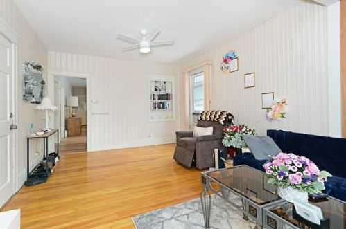 31 Benedict Rd, Worcester MA 01604-1814 exterior