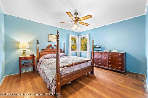 41 Reynolds Dr, Tinton Falls NJ 07724-2323 exterior