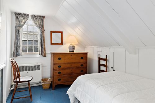 156 Chatham Bars Ave, Chatham MA 02633-2343 exterior