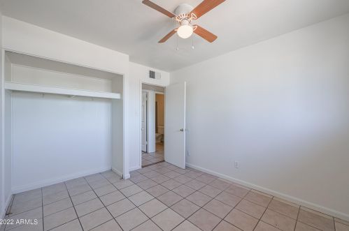 3139 65th Ave, Phoenix AZ 85033-1601 exterior