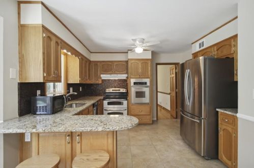 4981 Hidden Branches Dr, Atlanta GA  30338-3907 exterior