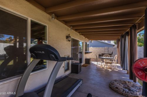 10602 42nd St, Phoenix AZ 85050-3376 exterior