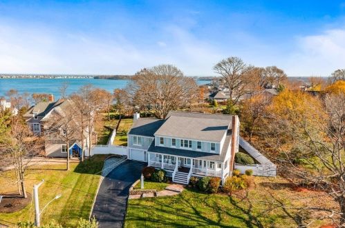 17 Bel Air Rd, Hingham MA 02043-1210 exterior