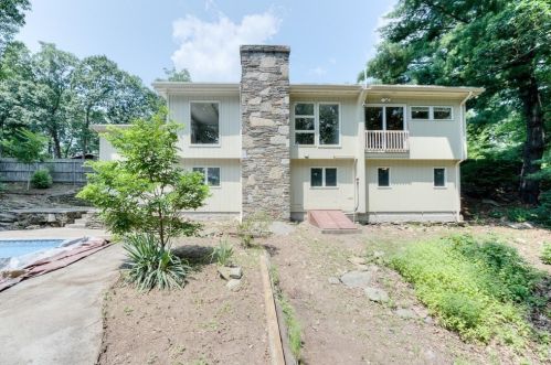 11 Forest Hill Dr, Worcester MA 01609-1013 exterior