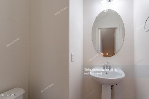 2020 78th Ave, Phoenix AZ  85035-5130 exterior