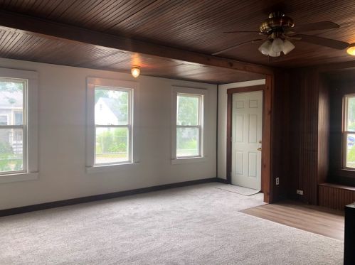 1 Vernal St, Wareham, MA 02571-2729