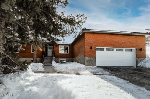 160 Parkview Dr, Park City UT 84098-5149 exterior