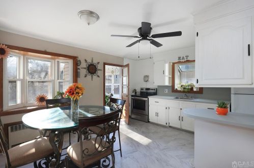 19 Jeanette St, Carteret NJ  07008-3131 exterior