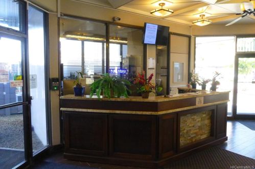 3045 Ala Napuaa Pl, Honolulu HI  96818-2792 exterior