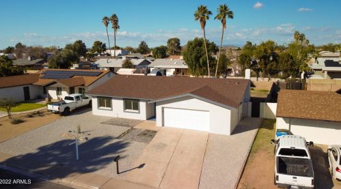 3808 Acoma Dr, Phoenix AZ 85032-4759 exterior