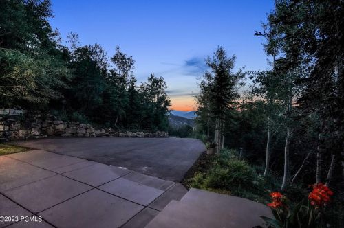 3341 Buckboard Dr, Park City UT 84098-5304 exterior