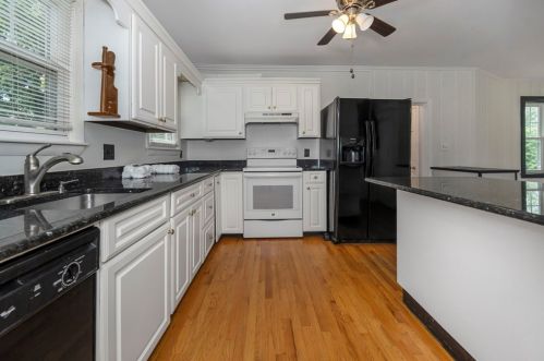 1769 Washington St, Braintree MA 02184-7918 exterior