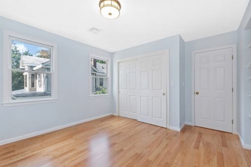 35 Vernon St, Newton MA 02458-2046 exterior