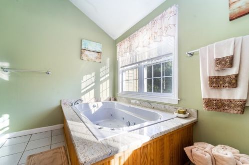 30 Frst Hl Dr, Taunton MA 02780-5146 exterior