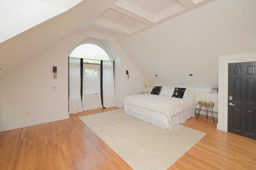 885 Randolph St, Canton MA 02021-1365 exterior