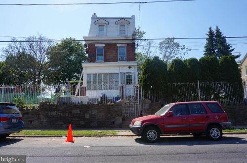 5042 6 St, Philadelphia PA 19120-3102 exterior