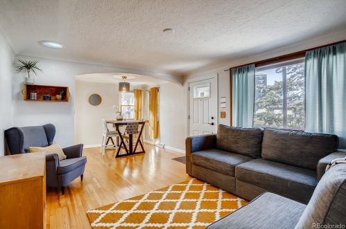 3384 Corona St, Englewood CO 80113-2827 exterior